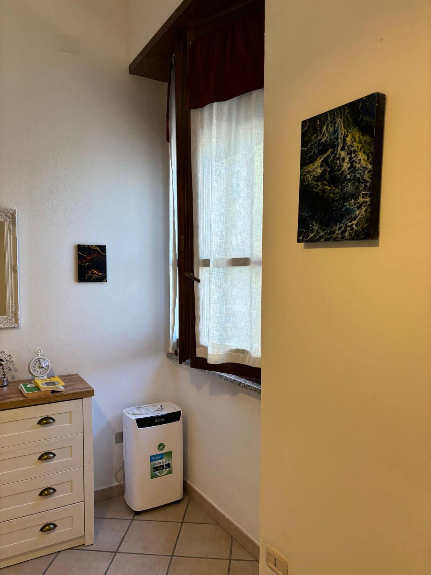 Bright Port View Apartment- Free Parking Каляри Екстериор снимка